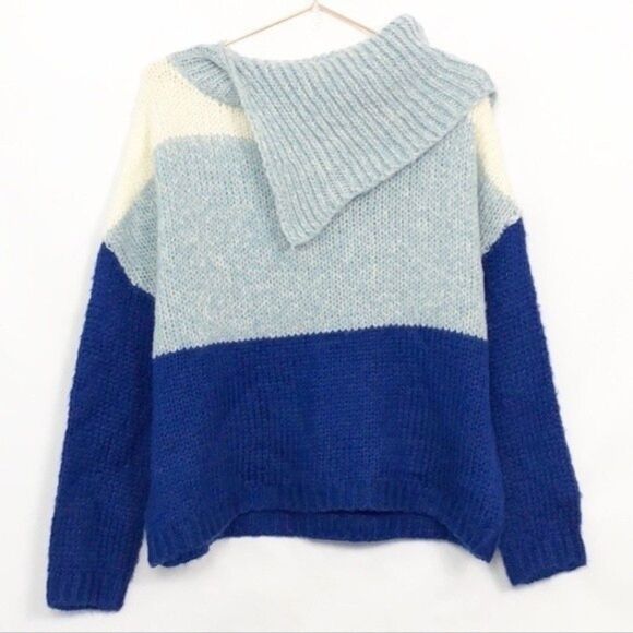Moon & Madison Split Cowl-Neck Blue&White Stripe Sweater New Condition Medium - Picture 1 of 5
